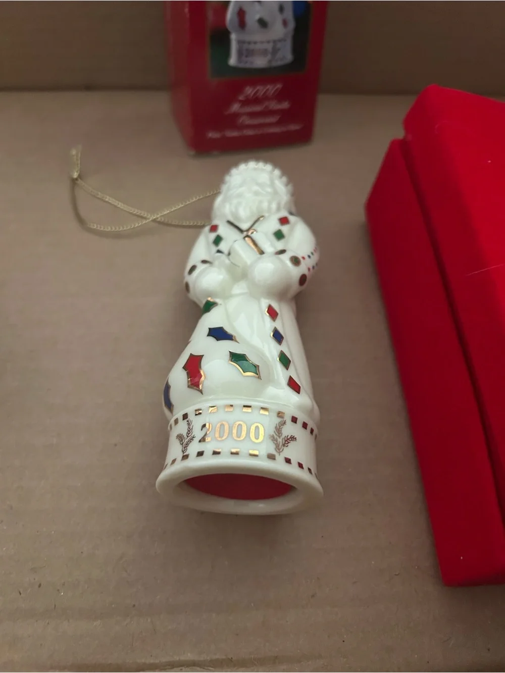 2 vintage Christmas items